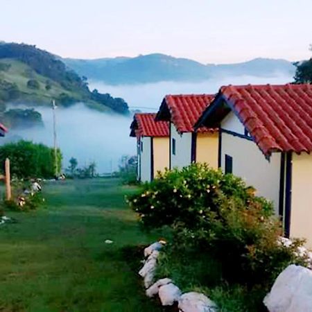 Pousada Mirante De Minas イタペバ エクステリア 写真